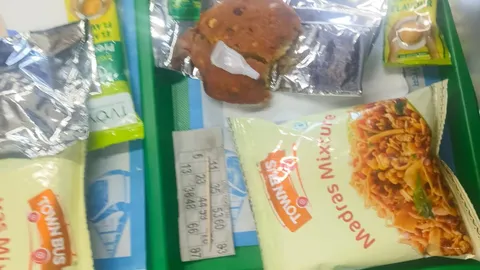 Adhesive gel pack found with food in Vande Bharat Express