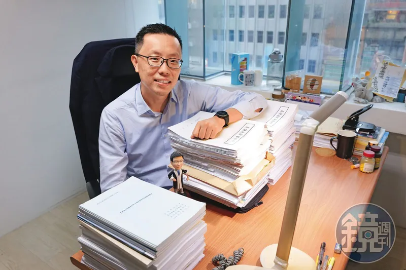 濫訴鐵拳傷老師4/校園投訴調查委員8成是老師無法律知識 教育部只培訓3天指望查真相?