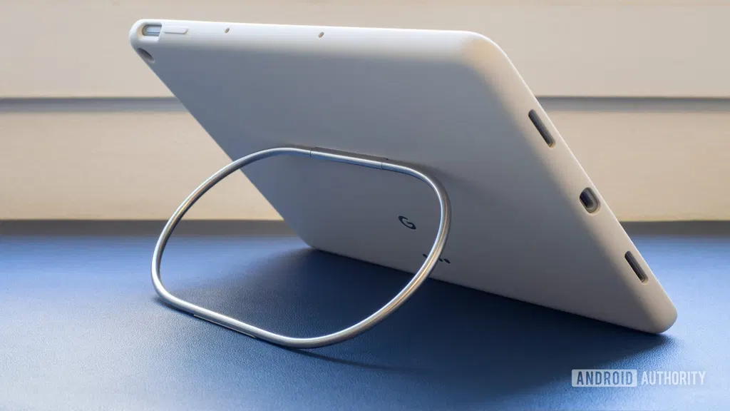 Google killed the Pixel Tablet. So why is it hiring engineers for Pixel tablets?