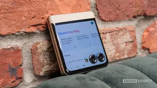 Forget new models — Gemini’s working on what really matters: dark mode options
