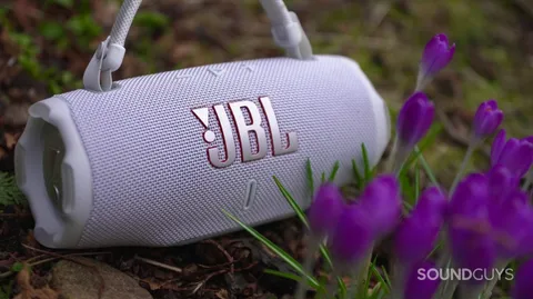 The JBL Charge 6 Bluetooth speaker is $50 cheaper in this Amazon deal