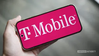 It’s not just you: There’s a major outage impacting T-Mobile, Verizon, and AT&T