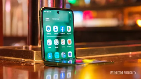 Moto’s Razr reveal is tomorrow, but you can see the Razr Plus 2026 today