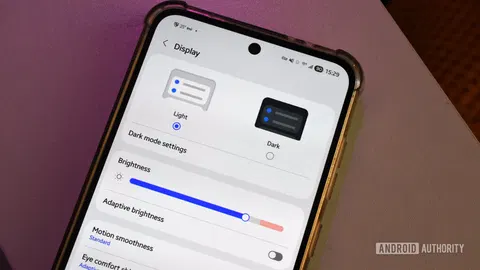 Samsung might give you dark-themed icons to go with dark mode