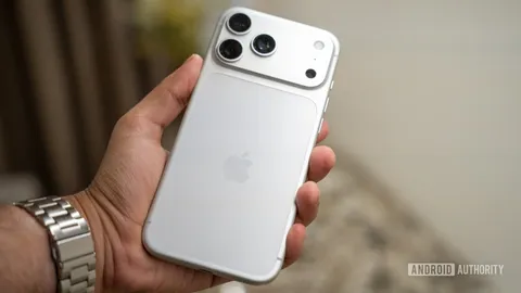 Apple may finally close the AI gap with Android in iOS 27