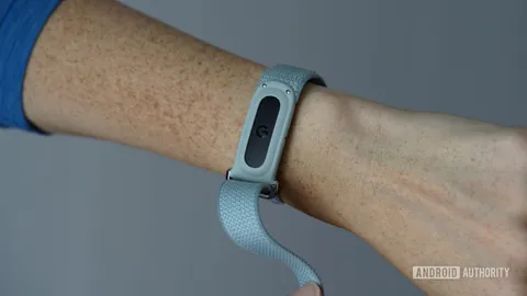 Google’s Fitbit Air makes a strong case for minimalism and ditching your smartwatch