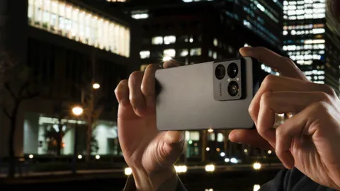 New day, new Xperia 1 VIII controversy: How thick is it, really?