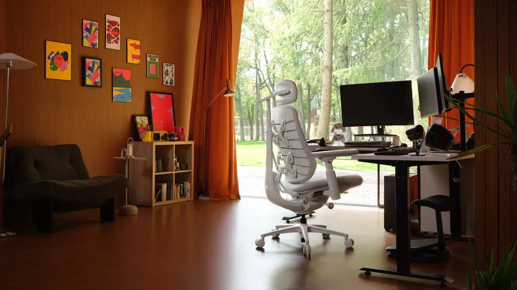 LiberNovo Fall Prime Day Sale: up to 37% off Maxis and Omni ergonomic chairs