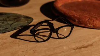 These privacy-focused smart glasses promise not to snoop on you and others