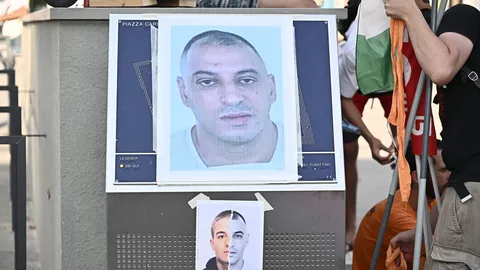 Moroccan who died while being restrained was in mental-health treatment