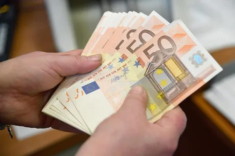 Chi aspetta un’eredità spende di più e risparmia meno, lo studio di Bankitalia