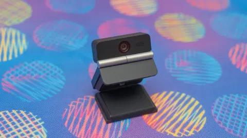 Obsbot Meet Flip Review: An Ingenious Folding 4K Webcam