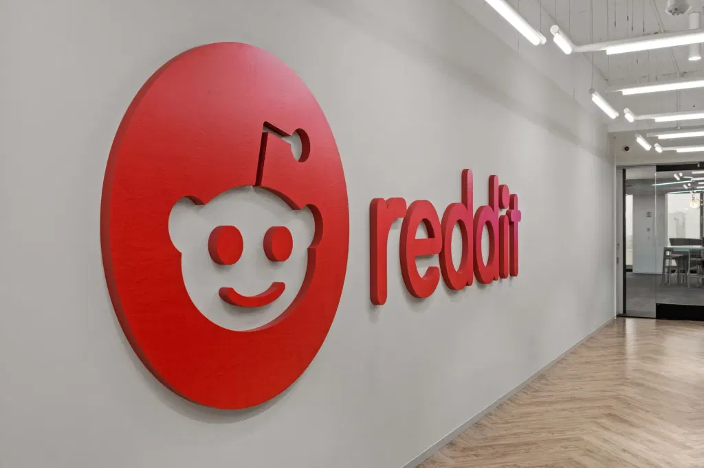 Reddit Is Choking Off RSS and Open Web Access to Keep AI Bots Out