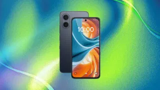 Grab TCL’s Hybrid Phone and E-Reader at a Record-Low Price