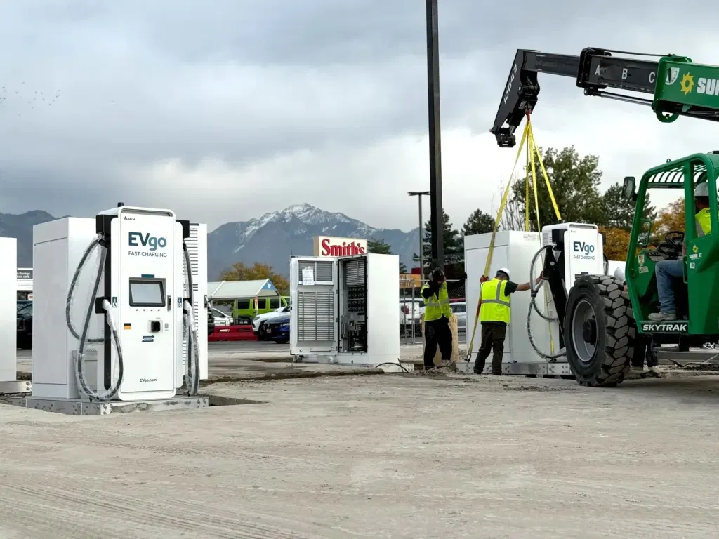 EVgo’s Next-Gen 750kW EV Charging System Is Capable of 10-Minute Recharge