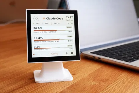 Token Monitor, An ESP32-S3 desktop display that tracks AI coding assistant usage