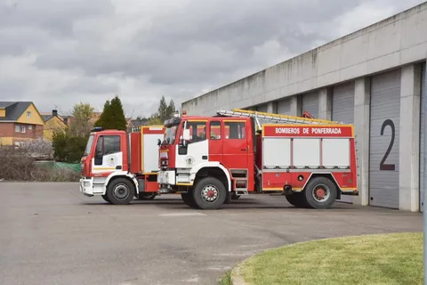 El PSOE de León reclama un consorcio público de bomberos de Castilla y León ante la ola de incendios