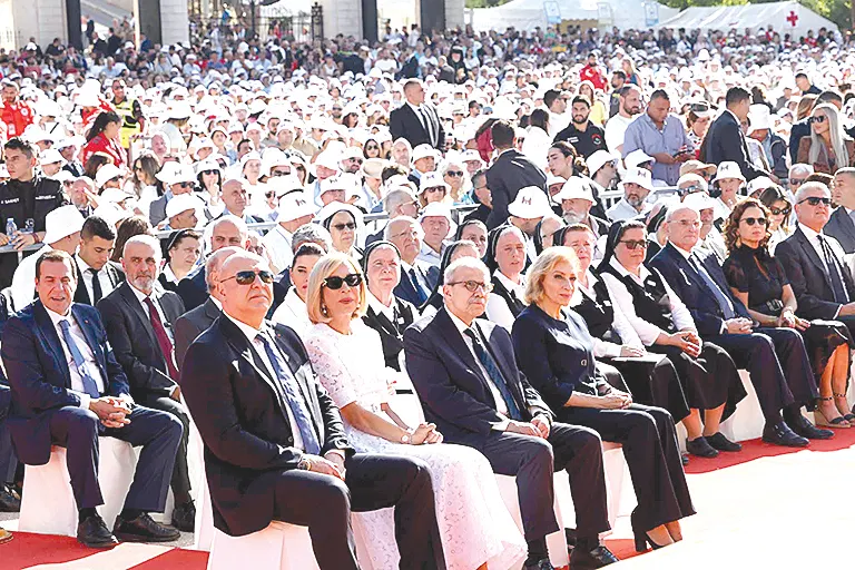 قداس الديمان لتطويب البطريرك الحويك