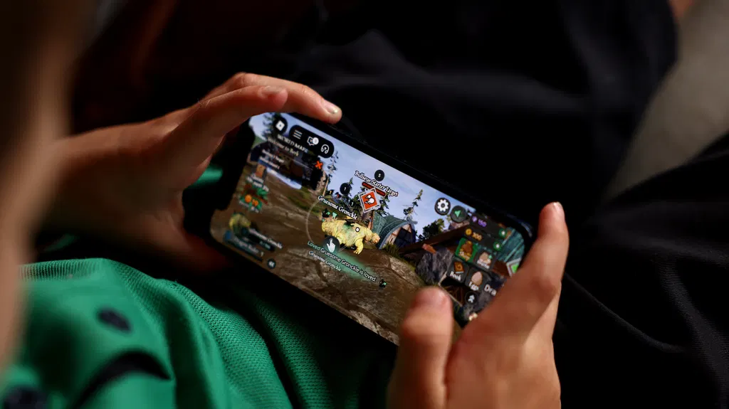 Apple's rumored gaming controller for iPhone could feature Beats branding