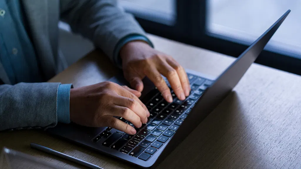 Before you throw out your old laptop, do this first