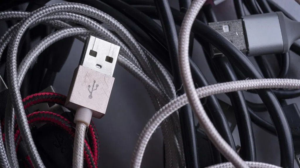 Do USB extenders really work and are they safe to use?