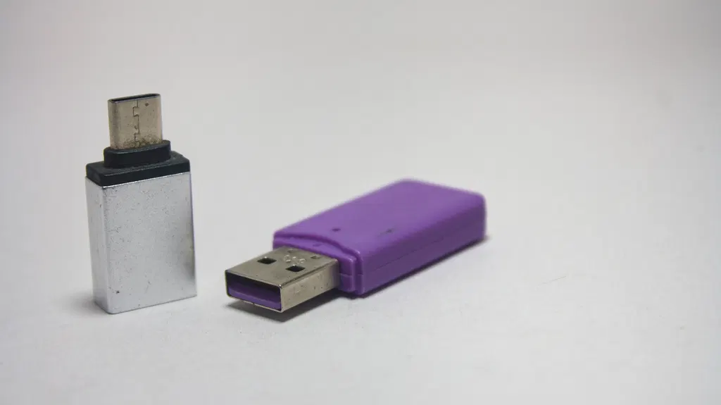 How to choose the right USB to USB-C adapter