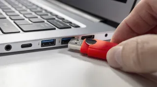 How to safely clean your USB ports