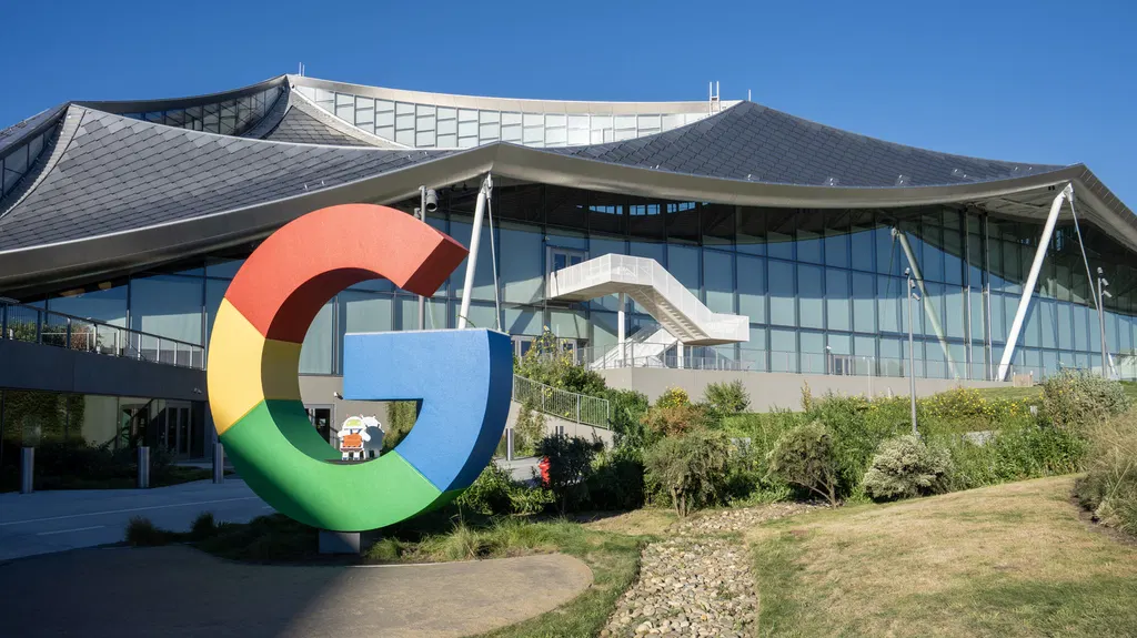 Judge dismisses lawsuits claiming Google's AI Overviews siphon web traffic