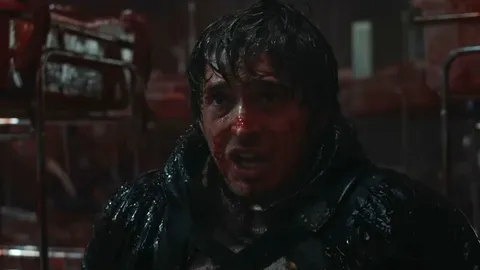 The latest Resident Evil movie trailer has lots of fun nods to the games