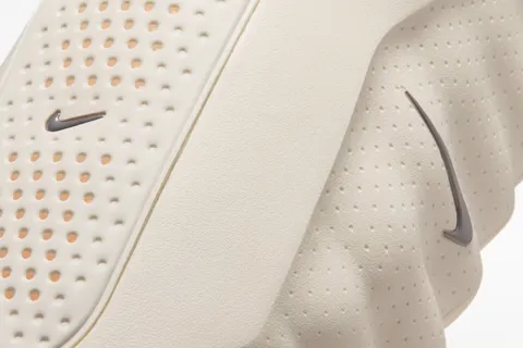 Nike’s Newly Nude Node Mule Is Wellness Footwear At Its Brainiest