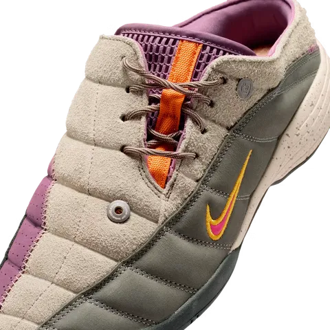 Even Nike's Retro Soccer Sneaker Is Getting Mule-ified