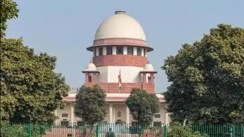 SC surprised over decade-long vacancies in ITAT administrative staff