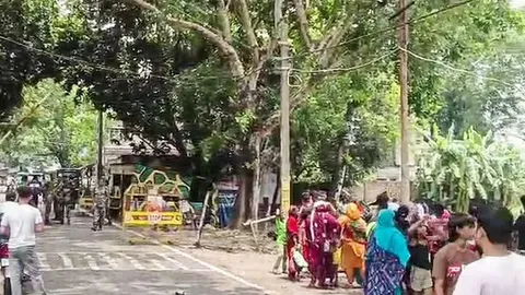 Scores head to Bangladesh border amid Bengal’s migrant crackdown