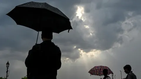 Delhi-NCR likely to witness rain, thunderstorms and hail today, says IMD