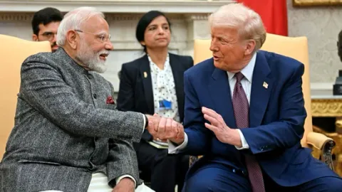 India, US begin talks on interim trade deal