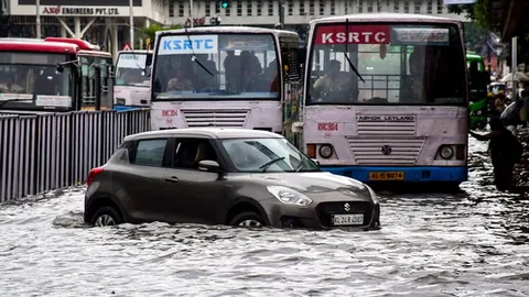 Monsoon set to enter India, Mumbai on IMD yellow alert; thunderstorms in store for Delhi | Weather wrap