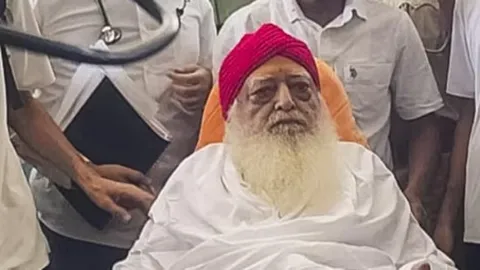No bail for Asaram now: SC seeks state’s reply on challenge to rape conviction
