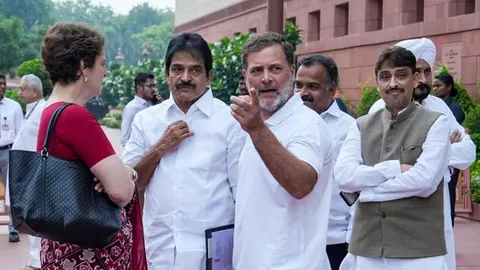 'Students raising valid issues were dragged, beaten': Rahul Gandhi's first reaction on CJP march