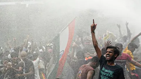 BJP vs Opposition after Bihar cop uses AK-47 in student protest: 'Entire system is downright murderous'
