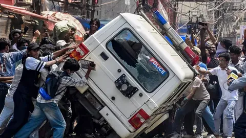 Bihar govt relents, to withdraw youth protest-linked cases, release all arrested after CJP, Oppn threaten new stir
