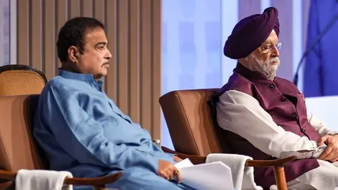 Centre draws more flak over E20: Gadkari and Puri's sacking demand, transport union's protest call, AAP campaign