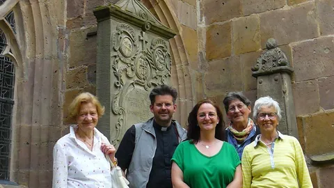 Nachtführung im Fritzlarer Dom: Taschenlampenlicht enthüllt verborgene Details