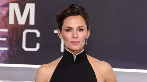Jennifer Garner hat in neuer Serie über Freundschaft echte Freundinnen gefunden