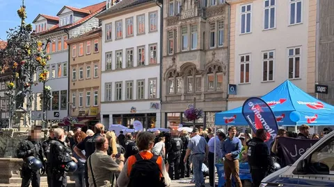Kritik an Polizeieinsatz bei Protest gegen AfD-Stand in Göttingen