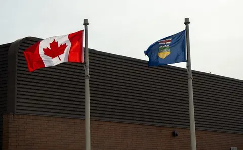 Danielle Smith requests fall referendum to gauge support for Alberta’s independence