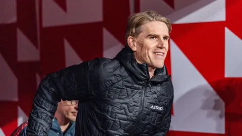 Bayern-Sportdirektor Freund mit Klartext zu einem möglichem Olise-Abgang