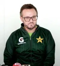 Hesson vows to restore Pakistan’s Test identity after dramatic mid-series overhaul