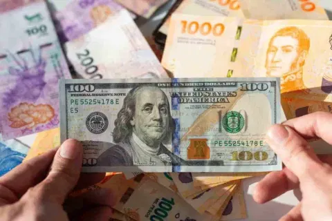 What the Market Expects for Argentina’s Peso in the Second Half of 2026