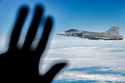 Two Jets, Two Camps: The Fighter Race Quietly Splitting South America