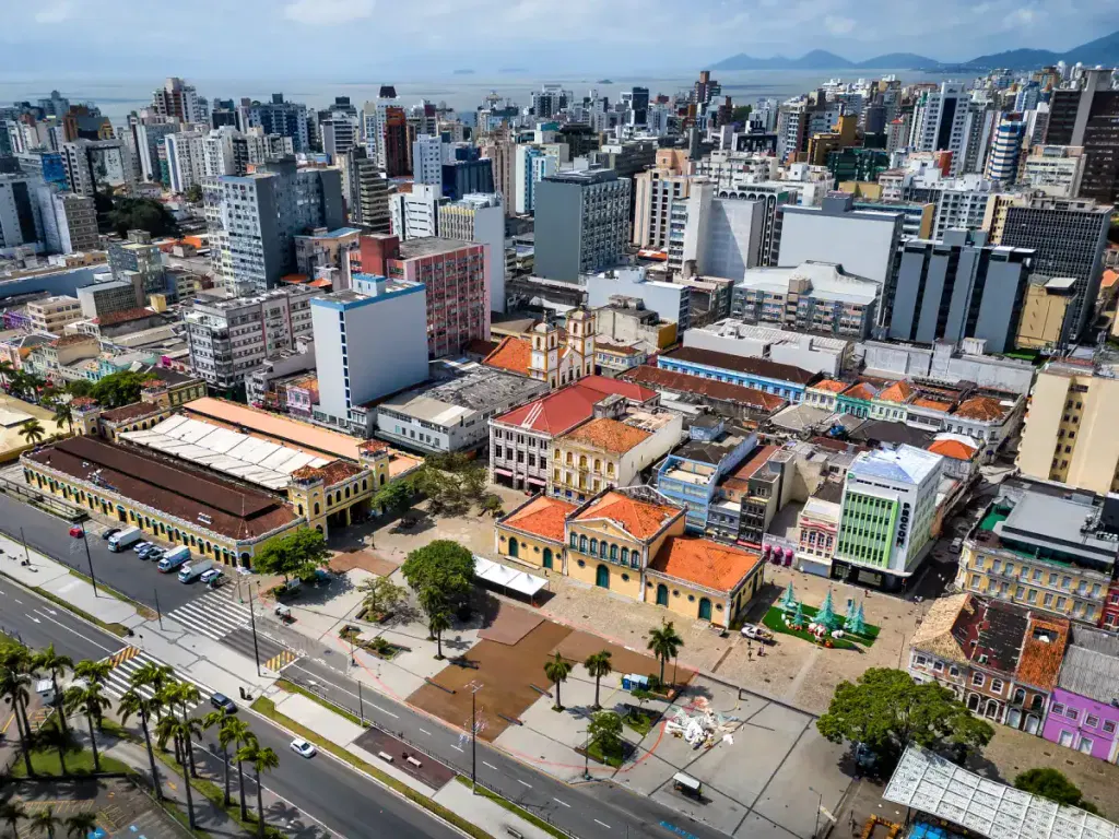 Living in Florianópolis: The 2026 Expat Guide